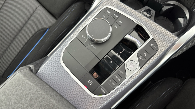 BMW 4 Series 420i M Sport 2dr Step Auto [Pro Pack] Petrol Coupe - Image 36